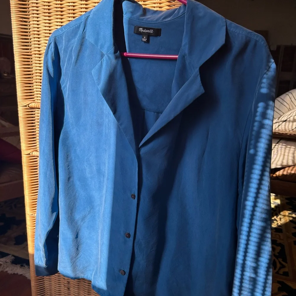 Madewell 100% Silk Blue Lightweight Button-Front Shirt - Picture 1 of 4